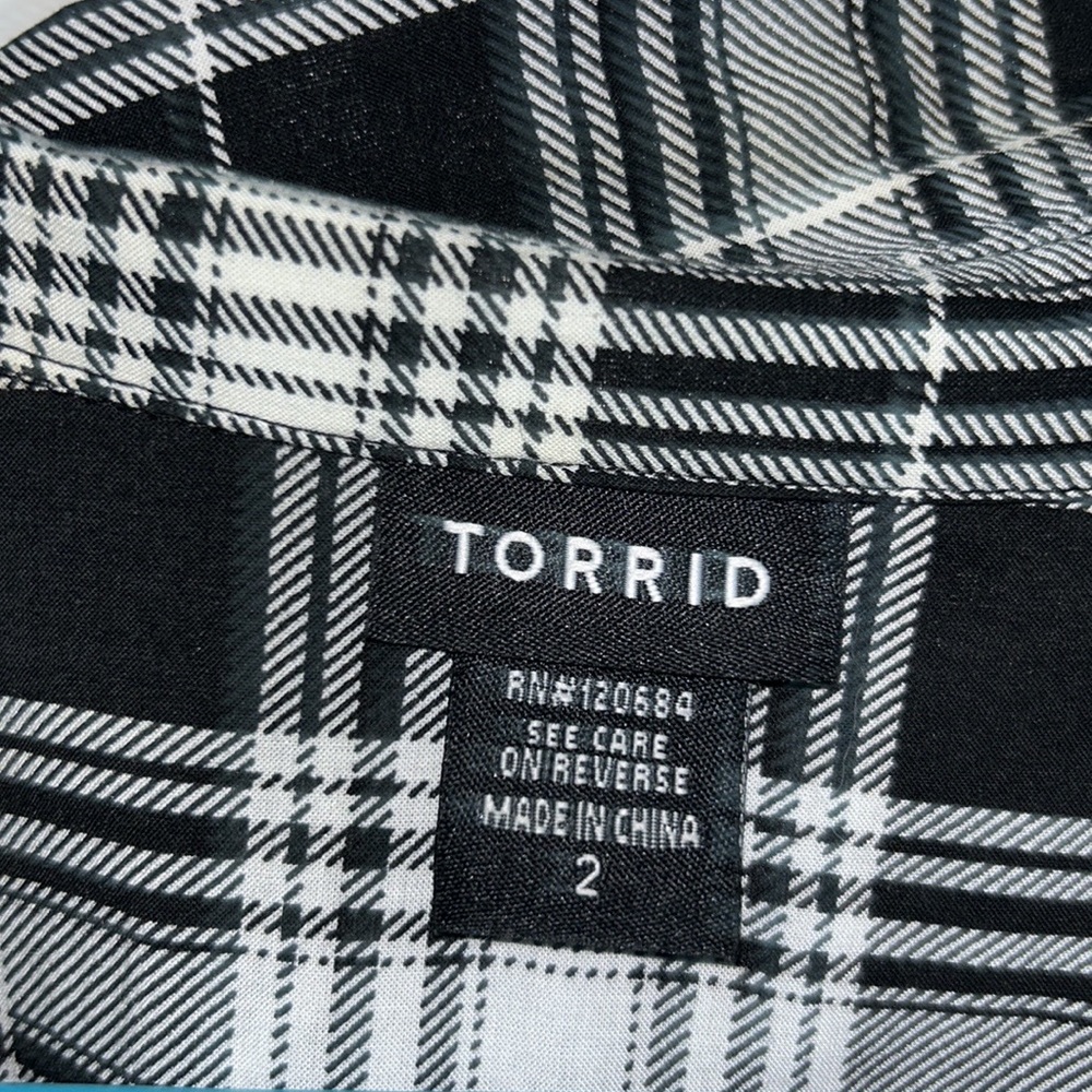 Torrid Plaid Button Up - Picture 2 of 2